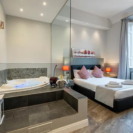 Cherubini Palace Thematic Apartment